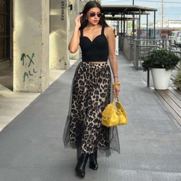 ShopEvelynne Leopard Print Maxi Skirt with Black Tulle - Picture 3 of 5